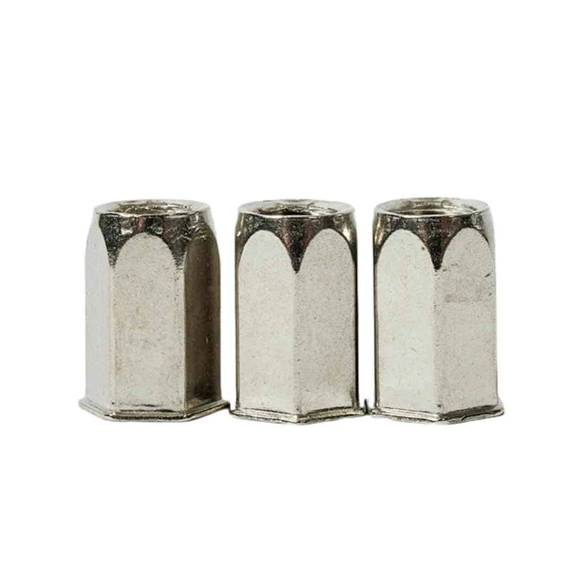 Piuliță cu cap hexagonal